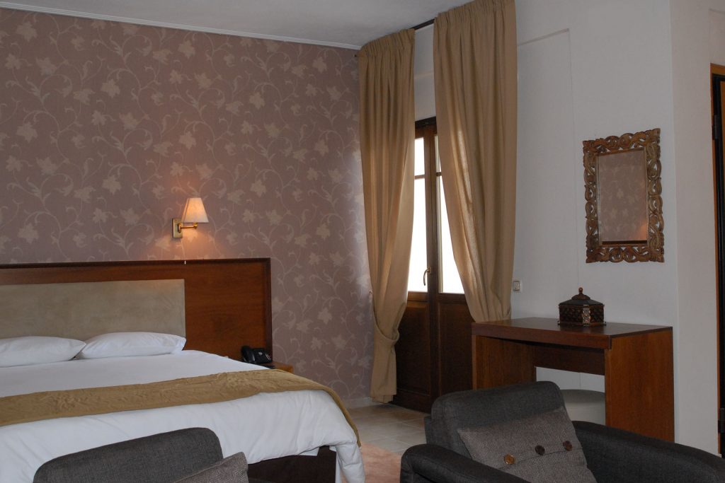 Family Triple Junior Suite With Fireplace